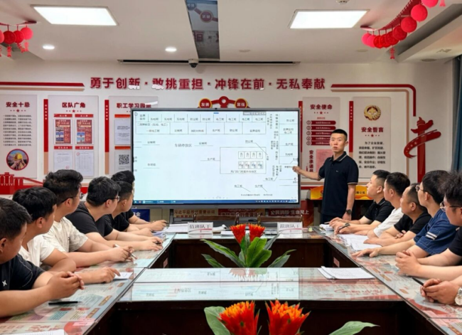 严管细防强根基.png